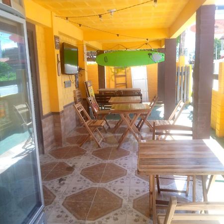 Hostel Porto Vip Порту-де-Галиньяш Экстерьер фото